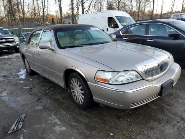 Photo 4 from auction – 2003 LINCOLN TOWN CAR E with VIN 1LNHM81W83Y647935