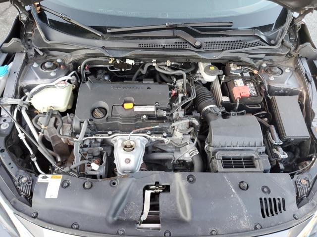 Photo 11 from auction – 2017 HONDA CIVIC EX with VIN 19XFC2F74HE217068