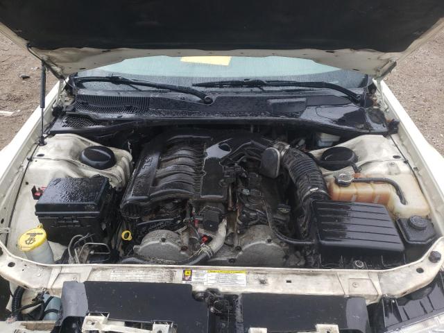 Photo 11 from auction – 2010 CHRYSLER 300 TOURIN with VIN 2C3CA5CV1AH221512