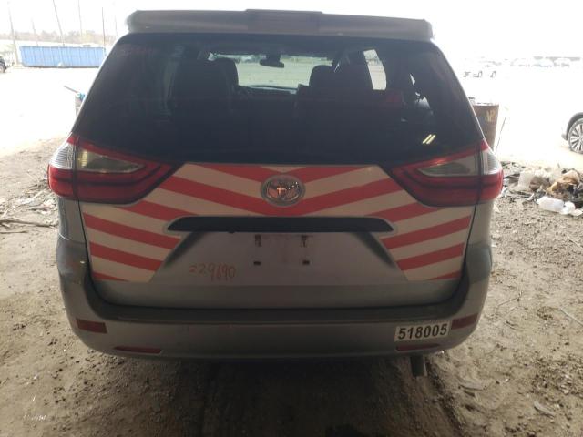 Zdjęcie 6 z aukcji – 2018 TOYOTA SIENNA L z VIN 5TDZZ3DC3JS949690