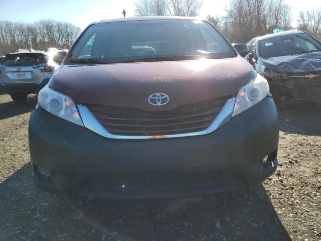 Photo 5 from auction – 2015 TOYOTA SIENNA LE with VIN 5TDJK3DC3FS110602