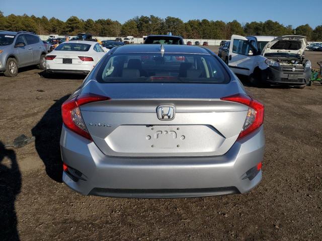 Photo 6 from auction – 2018 HONDA CIVIC EX with VIN 2HGFC2F76JH562999