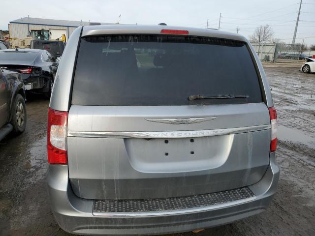 Photo 6 from auction – 2015 CHRYSLER TOWN & COU with VIN 2C4RC1BG0FR562705