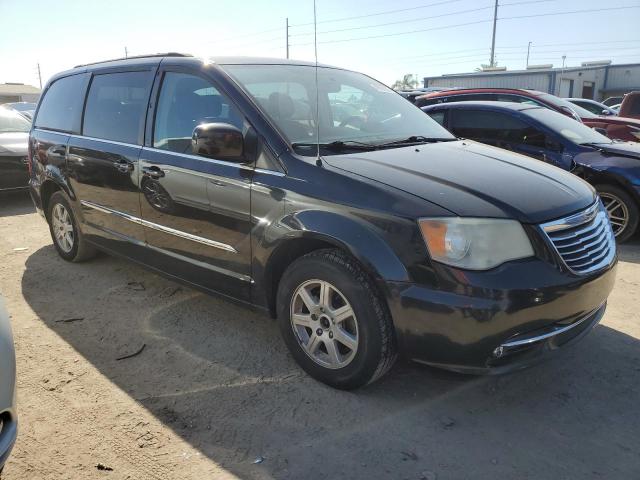 Photo 4 from auction – 2013 CHRYSLER TOWN & COU with VIN 2C4RC1BG5DR583126