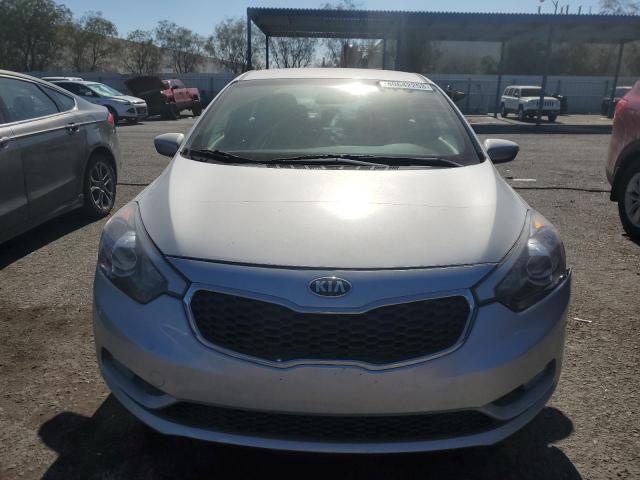 Photo 5 from auction – 2016 KIA FORTE LX with VIN KNAFX4A64G5449207