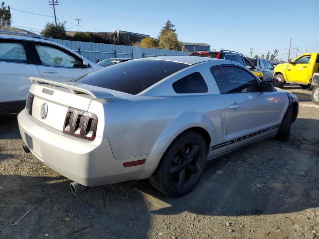 Photo 3 from auction – 2005 FORD MUSTANG with VIN 1ZVFT80N555134702