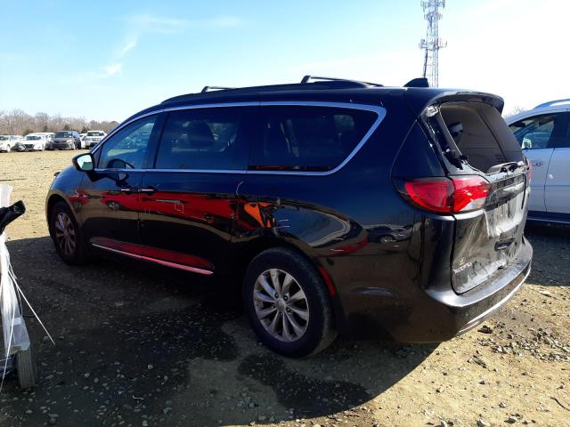 Photo 2 from auction – 2017 CHRYSLER PACIFICA T with VIN 2C4RC1BG3HR569361