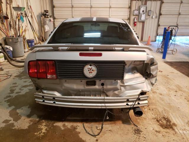 Photo 6 from auction – 2005 FORD MUSTANG with VIN 1ZVFT80N555155159
