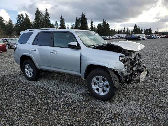 TOYOTA 4RUNNER SR 2018 with VIN JTEBU5JR1J5514611 - Photo from auction