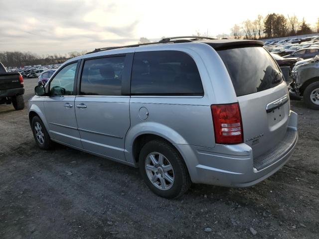 Photo 2 from auction – 2010 CHRYSLER TOWN & COU with VIN 2A4RR5D19AR153488