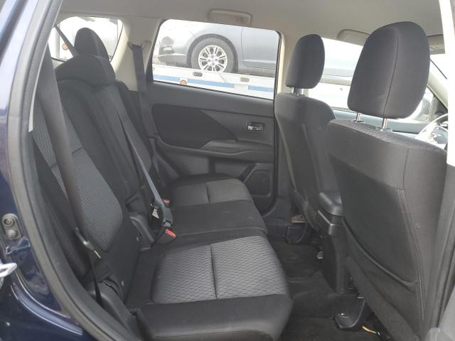 Photo 11 from auction – 2014 MITSUBISHI OUTLANDER with VIN JA4AD2A35EZ003468