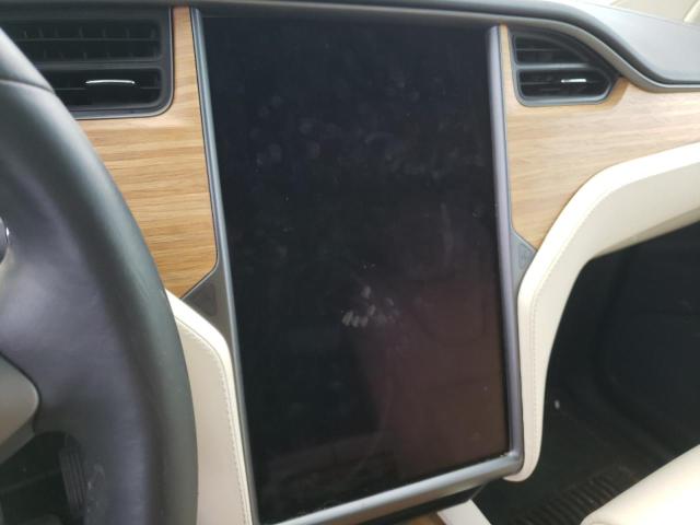 Photo 9 from auction – 2019 TESLA MODEL X with VIN 5YJXCBE28KF184572