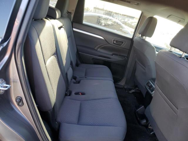 Photo 11 from auction – 2016 TOYOTA HIGHLANDER with VIN 5TDZARFH7GS020971