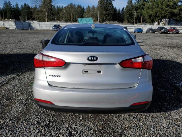 Photo 6 from auction – 2016 KIA FORTE LX with VIN KNAFK4A64G5507850