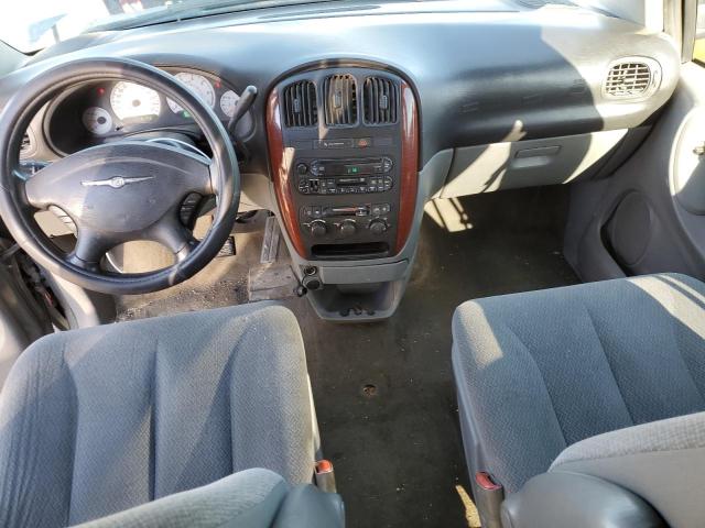 Photo 8 from auction – 2005 CHRYSLER TOWN & COU with VIN 2C4GP44R95R309473