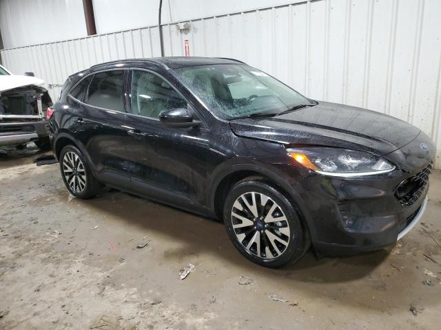 Photo 4 from auction – 2020 FORD ESCAPE SE with VIN 1FMCU9BZ4LUB44970