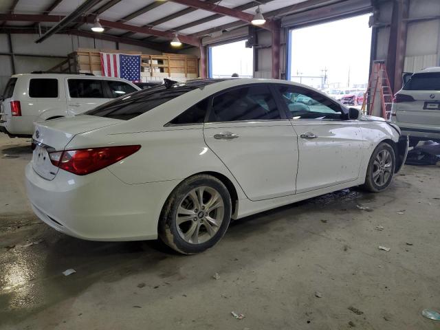 Photo 3 from auction – 2012 HYUNDAI SONATA SE with VIN 5NPEC4AC7CH426482