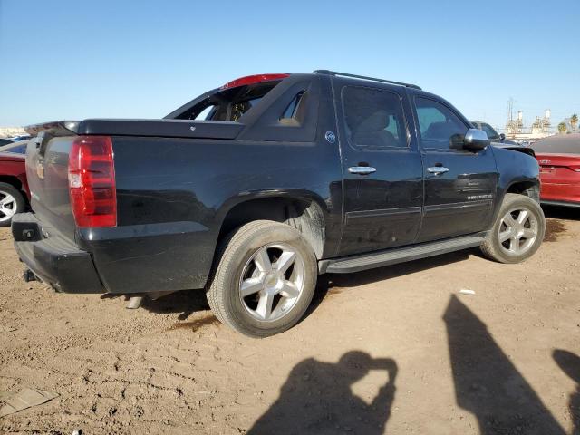 Photo 3 from auction – 2013 CHEVROLET AVALANCHE with VIN 3GNTKEE7XDG120813