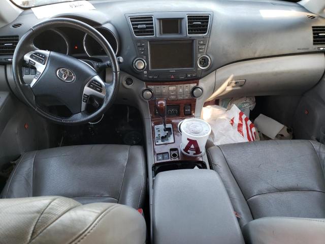 Photo 8 from auction – 2011 TOYOTA HIGHLANDER with VIN 5TDDK3EH4BS082469