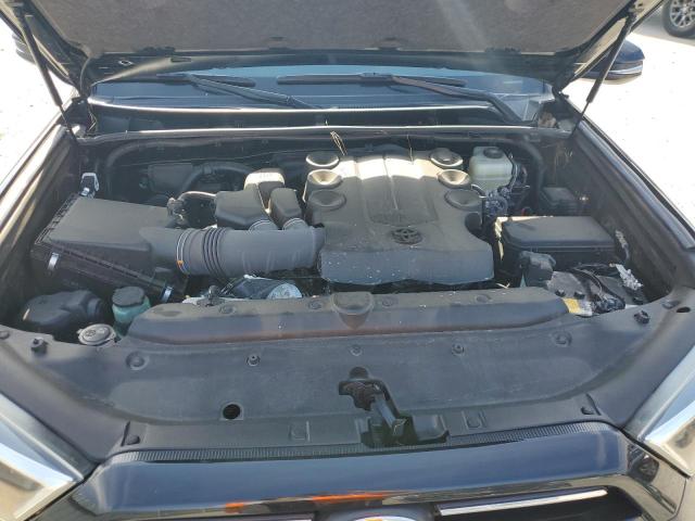 Photo 11 from auction – 2020 TOYOTA 4RUNNER SR with VIN JTEBU5JR9L5789081