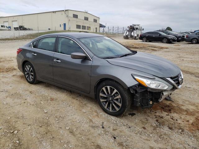 Photo 4 from auction – 2017 NISSAN ALTIMA 2.5 with VIN 1N4AL3AP3HC273846
