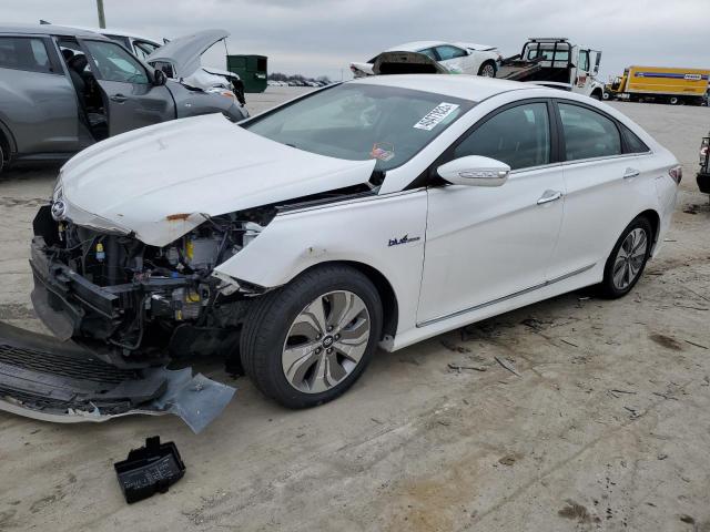 HYUNDAI SONATA HYB 2015 with VIN KMHEC4A48FA128748 - Photo from auction
