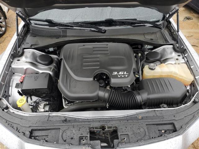 Photo 11 from auction – 2017 CHRYSLER 300 S with VIN 2C3CCABG3HH608207
