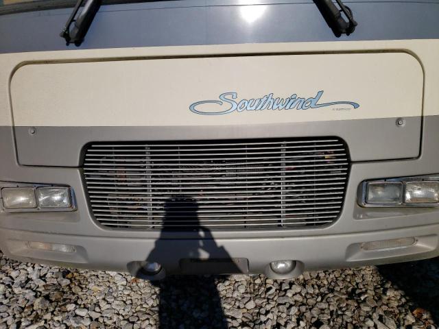Photo 7 from auction – 1996 CHEVROLET P30 with VIN 1GBLP37J0T3311931