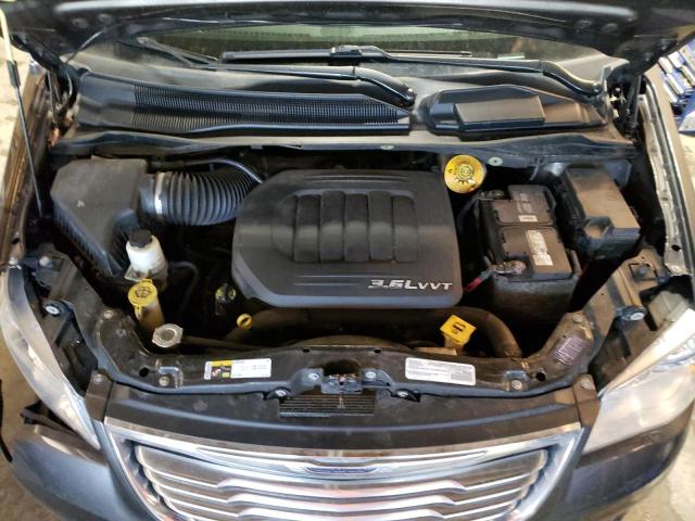 Photo 12 from auction – 2016 CHRYSLER TOWN AND C with VIN 2C4RC1BG5GR221303