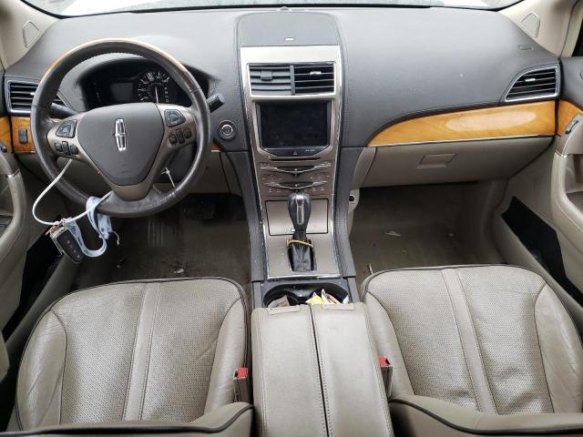 Photo 8 from auction – 2011 LINCOLN MKX with VIN 2LMDJ8JK5BBJ23579
