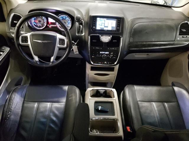 Photo 8 from auction – 2014 CHRYSLER TOWN & COU with VIN 2C4RC1BGXER292977