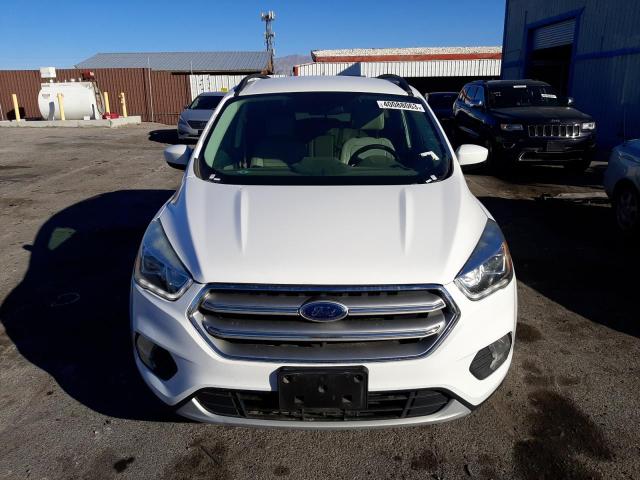 Photo 5 from auction – 2017 FORD ESCAPE SE with VIN 1FMCU9GD0HUD67673