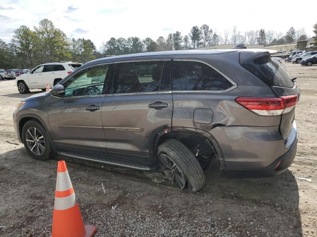 Photo 2 from auction – 2017 TOYOTA HIGHLANDER with VIN 5TDKZRFH1HS521057