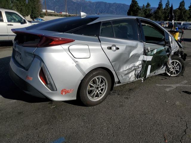 Photo 3 from auction – 2017 TOYOTA PRIUS PRIM with VIN JTDKARFP5H3000746
