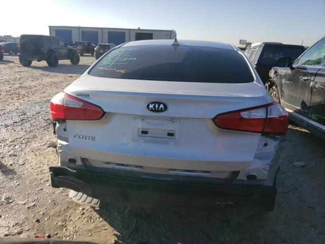 Photo 6 from auction – 2016 KIA FORTE LX with VIN KNAFK4A65G5548889