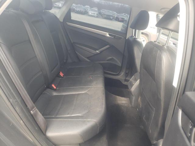 Photo 10 from auction – 2016 VOLKSWAGEN PASSAT S/R with VIN 1VWAT7A36GC045625