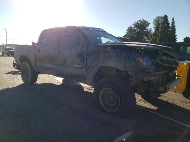 Photo 4 from auction – 2012 TOYOTA TACOMA DOU with VIN 5TFLU4EN1CX045716