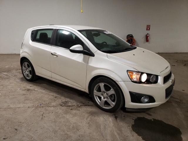 Photo 4 from auction – 2015 CHEVROLET SONIC LTZ with VIN 1G1JE6SB1F4110556