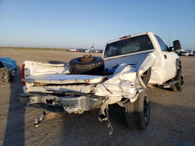 Photo 4 from auction – 2005 CHEVROLET SILVERADO with VIN 1GCHK24235E115092
