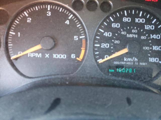 Photo 9 from auction – 2002 CHEVROLET BLAZER with VIN 1GNCT18W62K150177