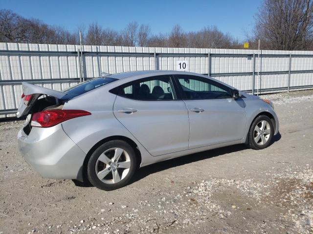 Photo 3 from auction – 2013 HYUNDAI ELANTRA GL with VIN KMHDH4AE3DU669384