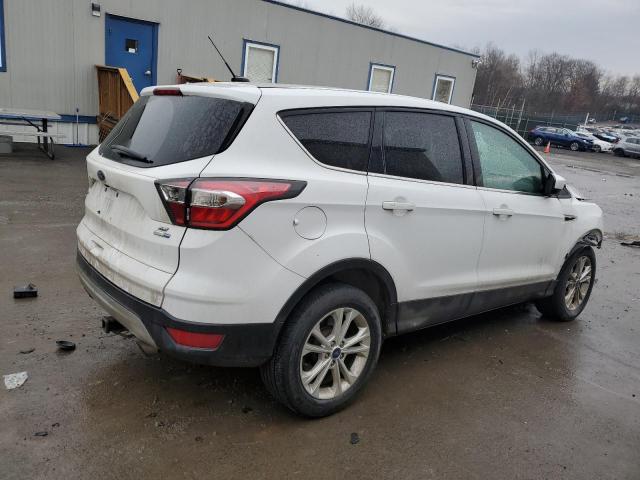 Photo 3 from auction – 2017 FORD ESCAPE SE with VIN 1FMCU9GD0HUB34456