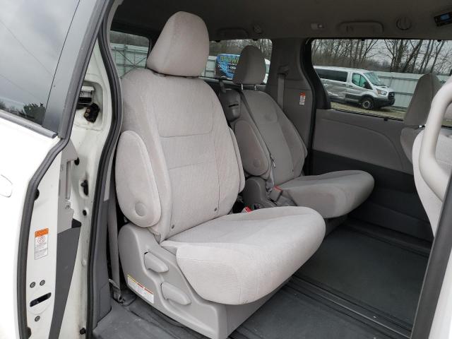 Photo 11 from auction – 2016 TOYOTA SIENNA LE with VIN 5TDKK3DC5GS764782