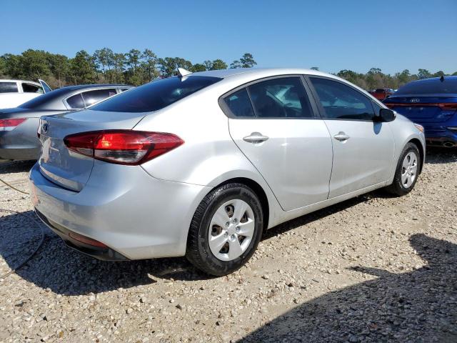 Photo 3 from auction – 2017 KIA FORTE LX with VIN 3KPFK4A7XHE089215