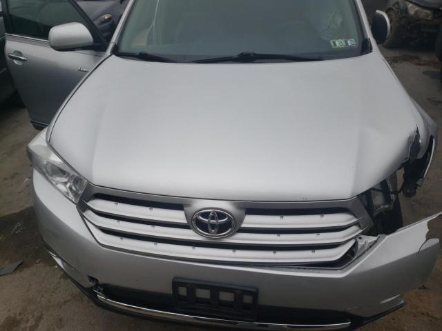 Photo 12 from auction – 2011 TOYOTA HIGHLANDER with VIN 5TDDK3EH4BS055160