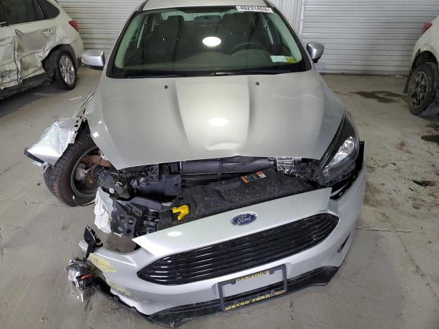 Photo 5 from auction – 2017 FORD FOCUS SE with VIN 1FADP3FE7HL301351