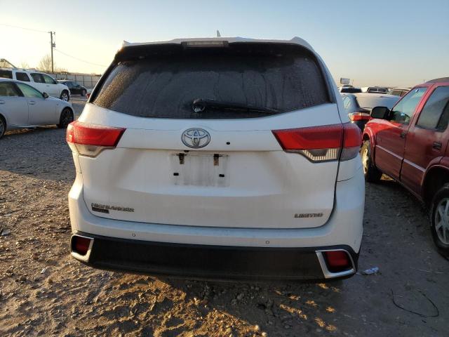 Photo 6 from auction – 2018 TOYOTA HIGHLANDER with VIN 5TDYZRFH0JS263839