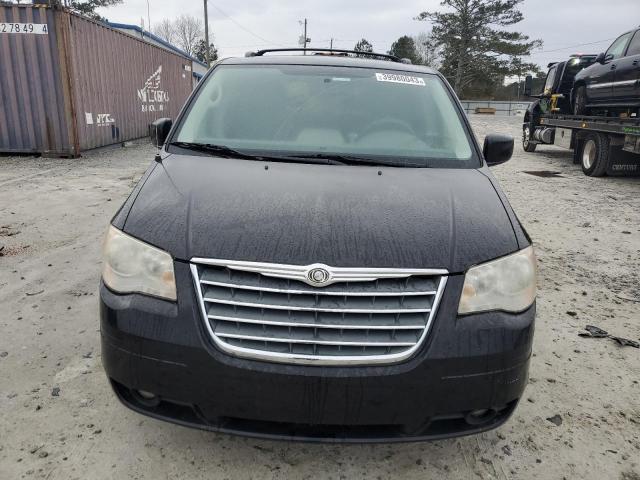 Photo 5 from auction – 2010 CHRYSLER TOWN & COU with VIN 2A4RR5DX4AR337838