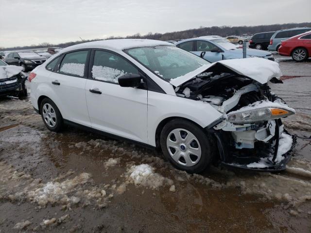 Photo 4 from auction – 2016 FORD FOCUS S with VIN 1FADP3E26GL328837