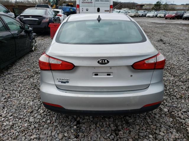 Photo 6 from auction – 2015 KIA FORTE LX with VIN KNAFK4A69F5390880